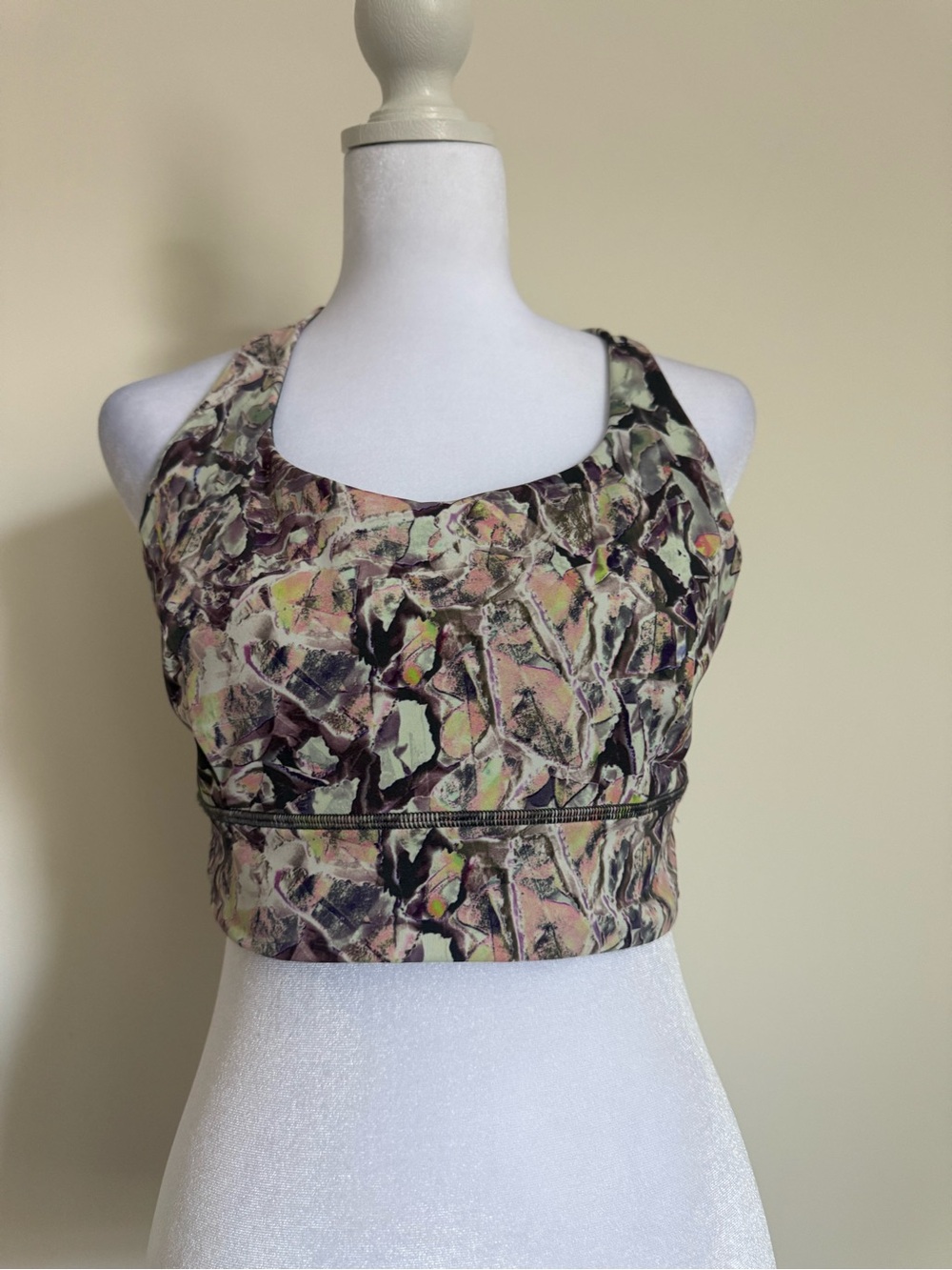 lululemon athletica Abstract Cropped Sports Tank size 10 alignment long line bra
